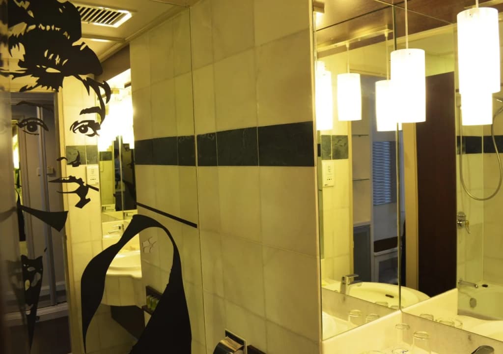 Regalodge Hotel & Spa - photo 9