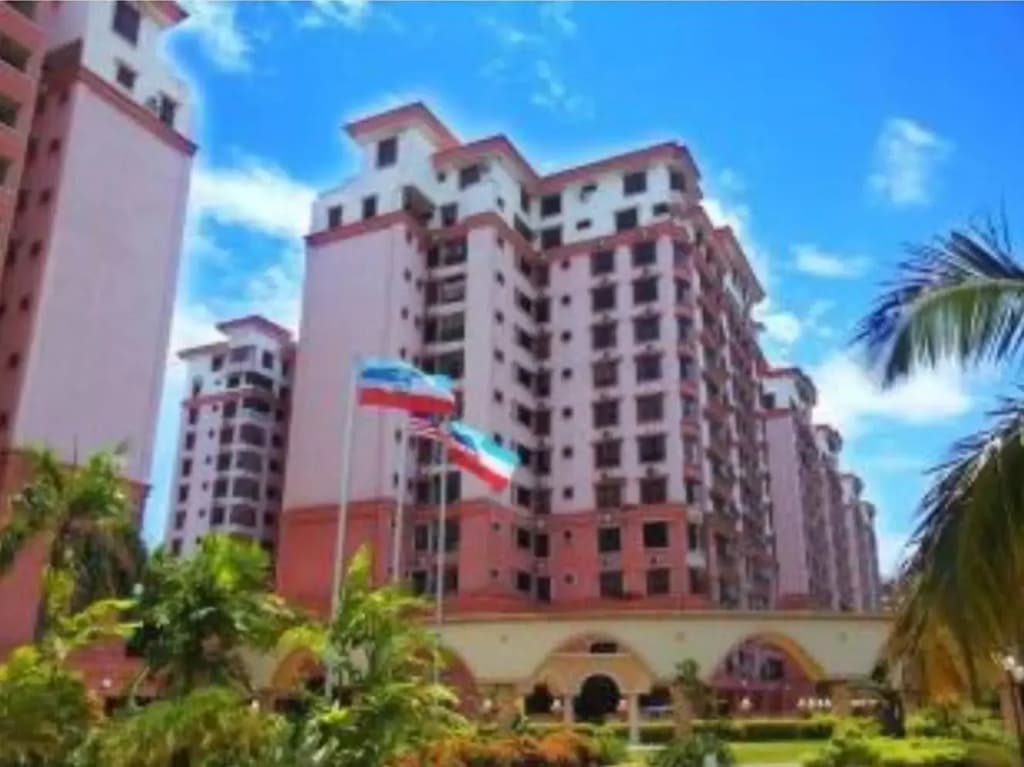 Marina Travellers Suite @ Marina Court Resort Condo - photo 16