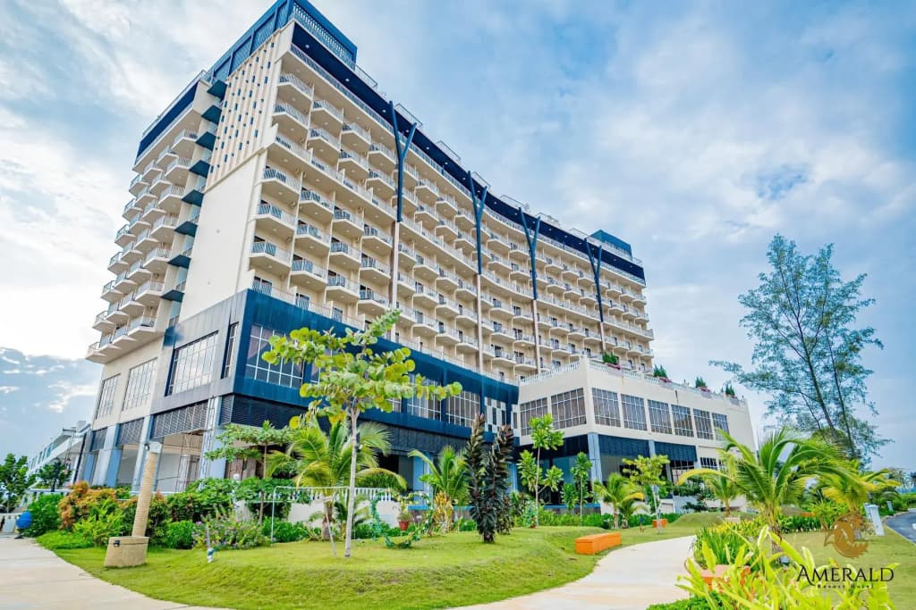 Amerald Resort Hotel Desaru - photo 1