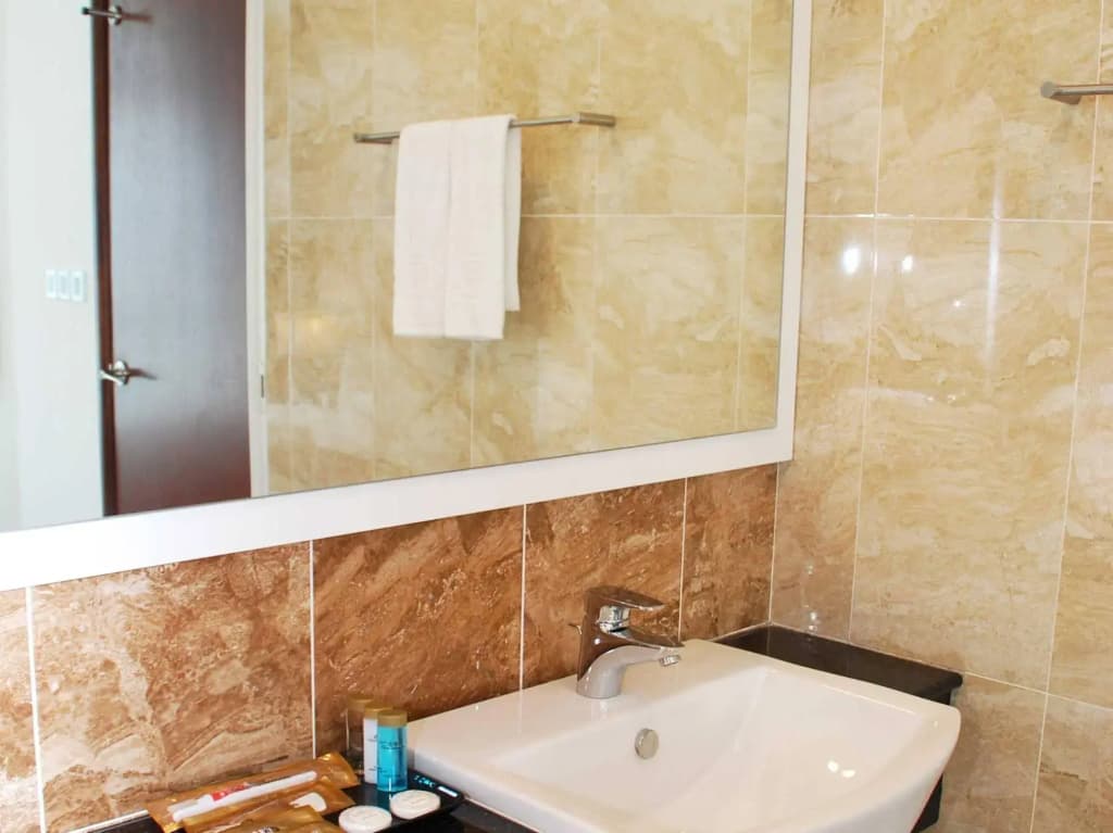 Paragon Serviced Suites @ Straits View - photo 7