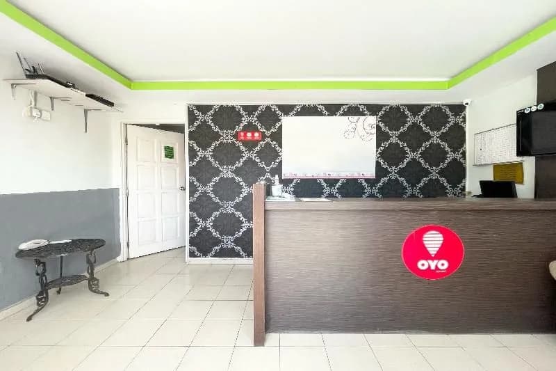 OYO 90324 Muar Station Hotel - photo 12