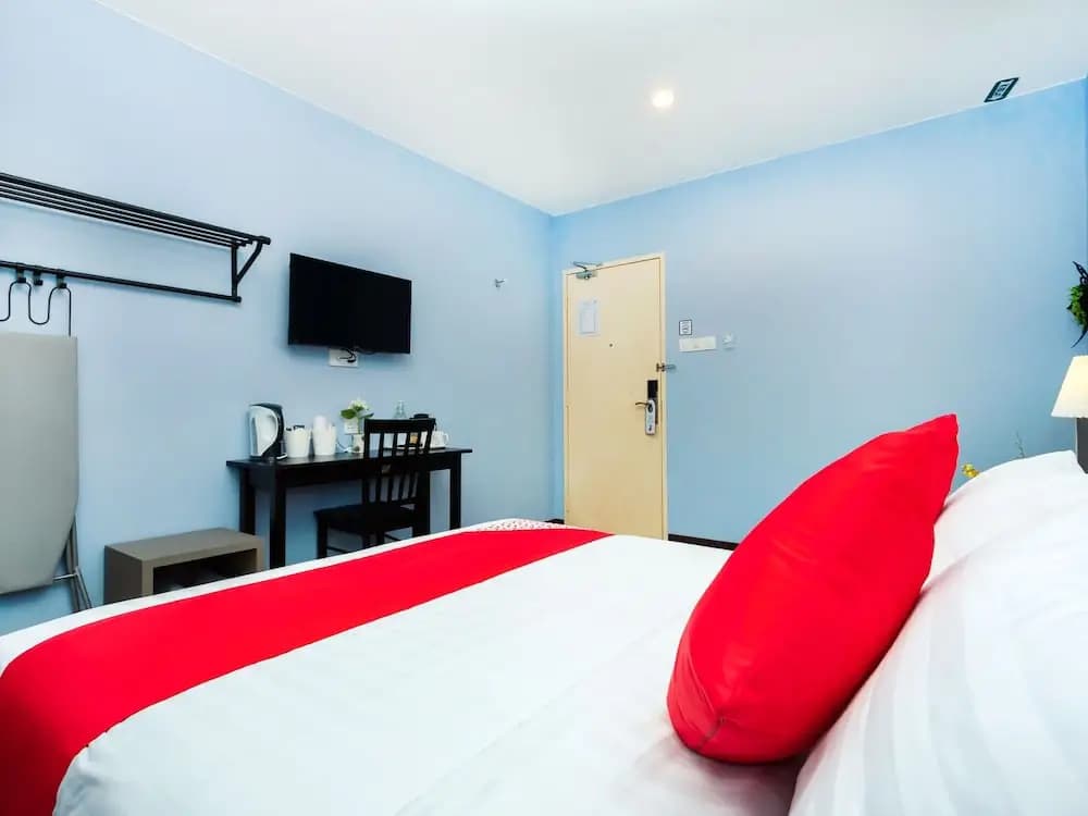 DK Hotel - photo 7