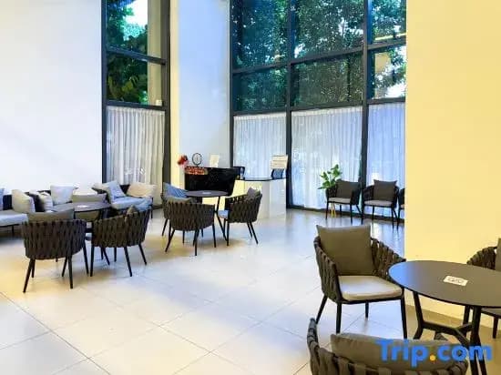 Eaton KLCC Residence by Moonway Luxury Suites - photo 1