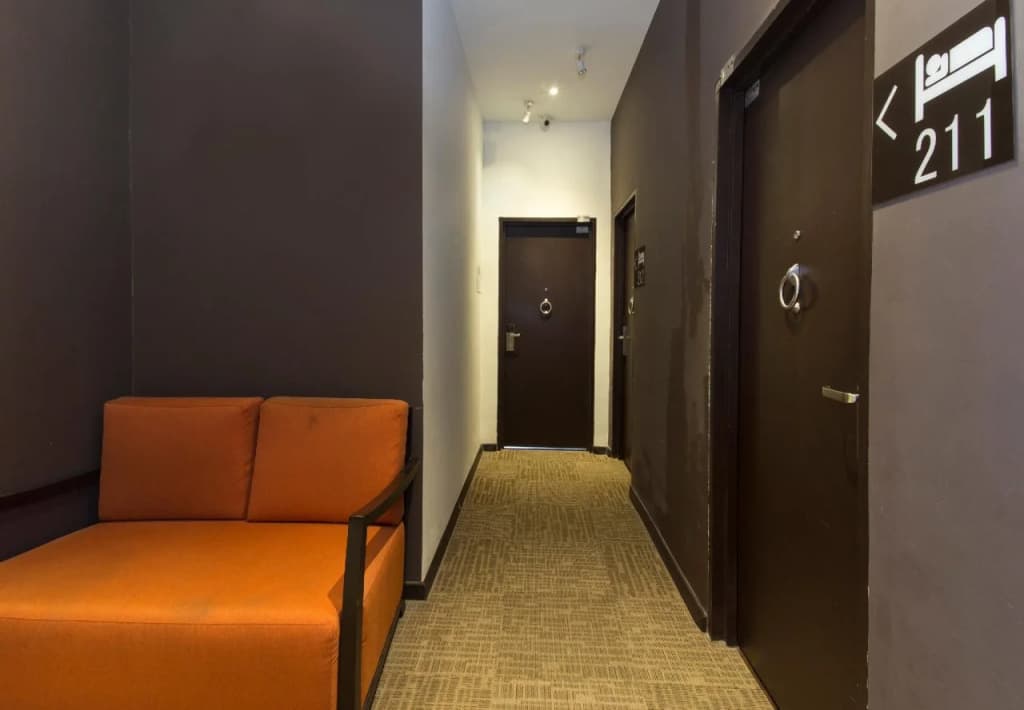 OYO 127 The Reeds Hotel - photo 13