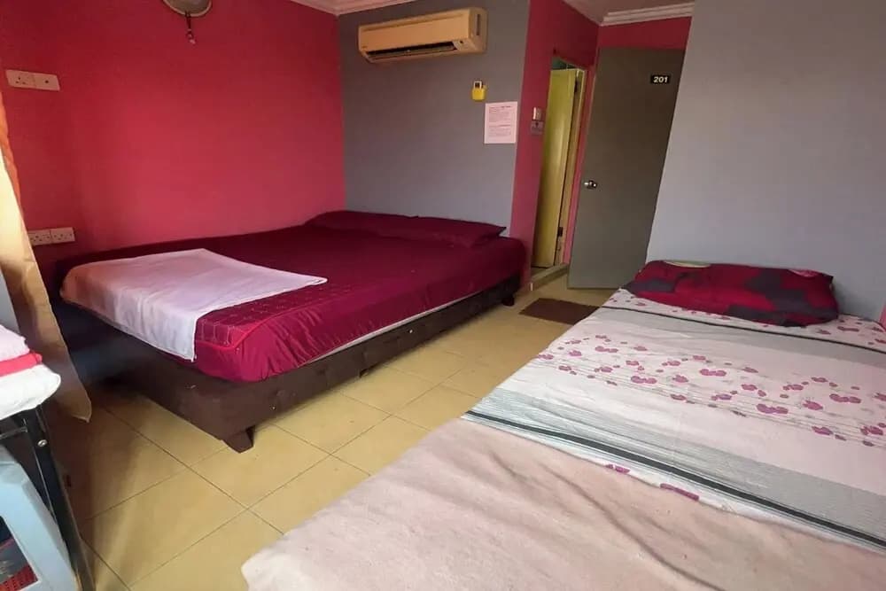 I Rose Budget Hotel - photo 15