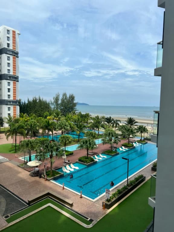 Timurbay Seafront Seaview & Poolview Suite with Wi-Fi - photo 3