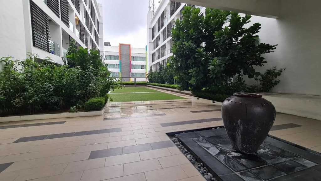 Aeropod 2 Queen Bed Near Airport & KK city Free Parking Netflix - photo 7