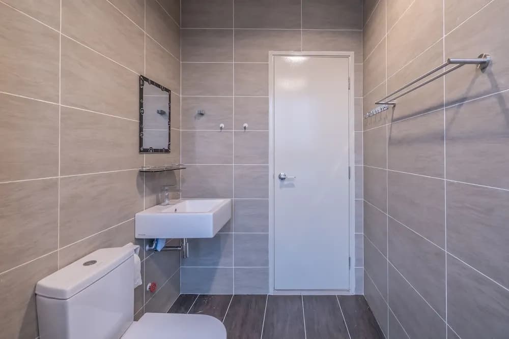 OYO Home89606Exquisite Studio Midhill - photo 8