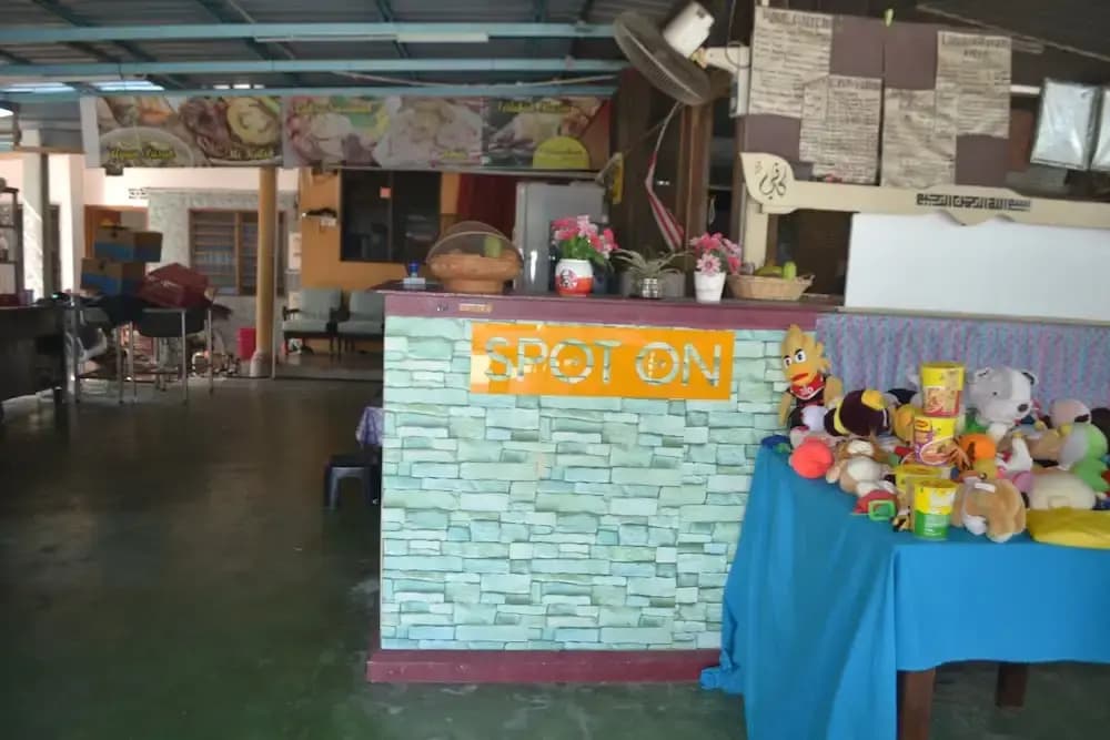 Batu Maung Sempoi Inn And Cafe - photo 17