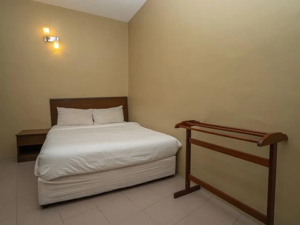 OYO 90585 D Pearl Hotel - photo 4