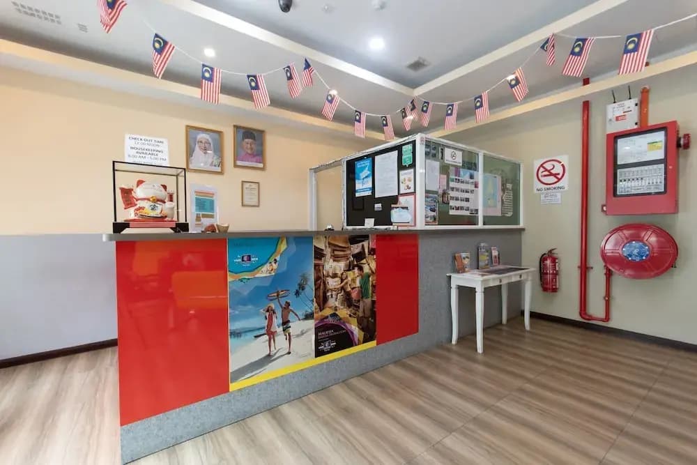 Capital O 89344 Labuan Avenue Hotel - photo 2