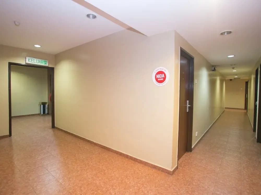 Super Oyo 447 Comfort Hotel Meru - photo 10