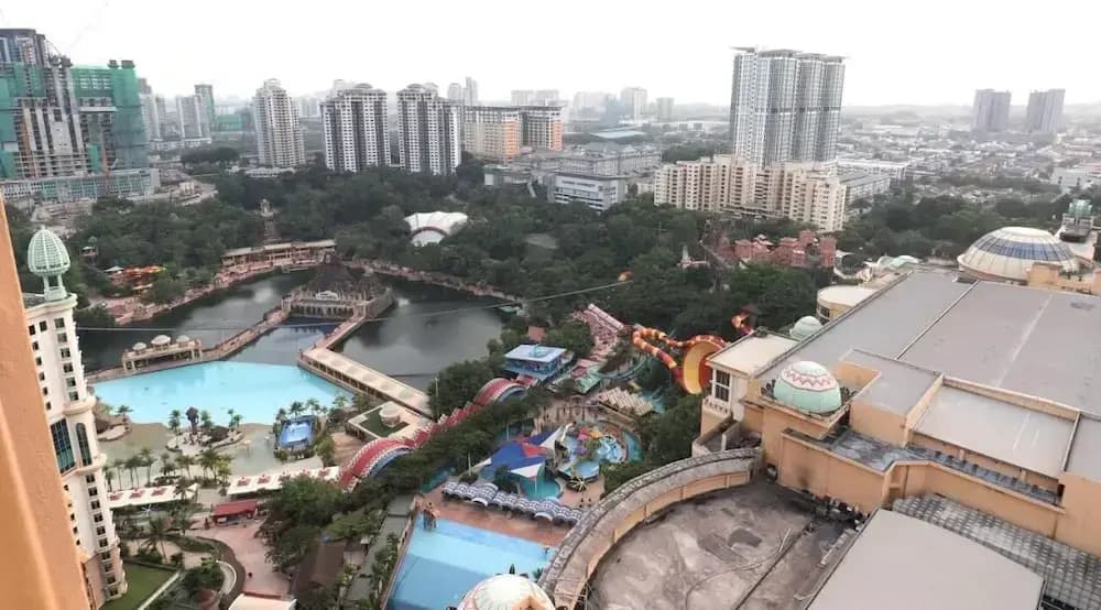 Resort Suites by Landmark  Sunway Lagoon - photo 2