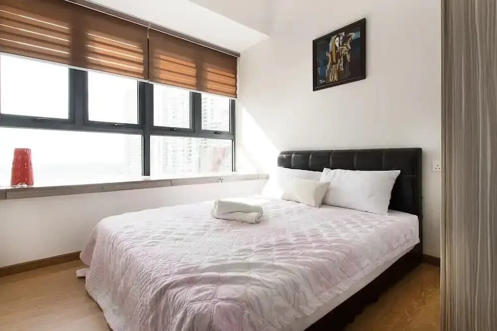 High-floor 2BR Suite, Water Views, Free Parking - photo 4