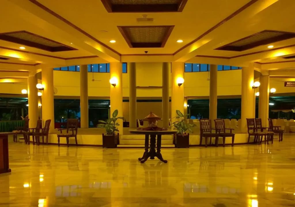 Borneo Paradise Beach Hotel - photo 11