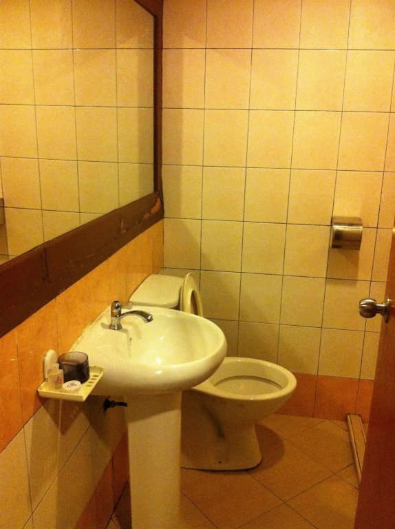Seri Borneo Hotel - photo 9
