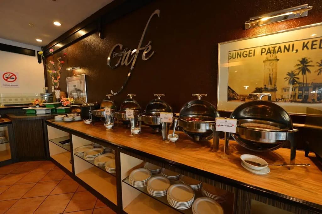 Emerald Puteri Hotel - photo 19