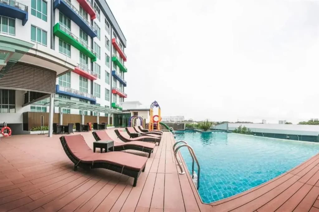 V8 Hotel - photo 40