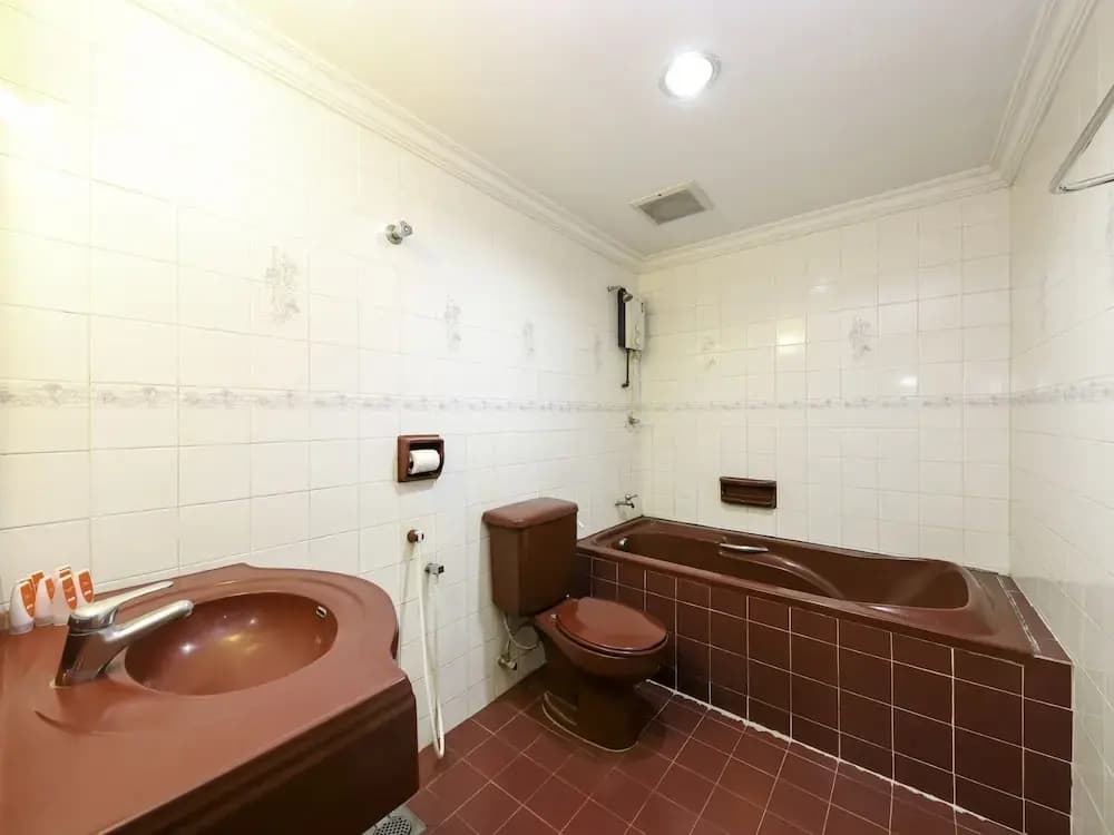 OYO 472 Comfort Hotel 1 - photo 8