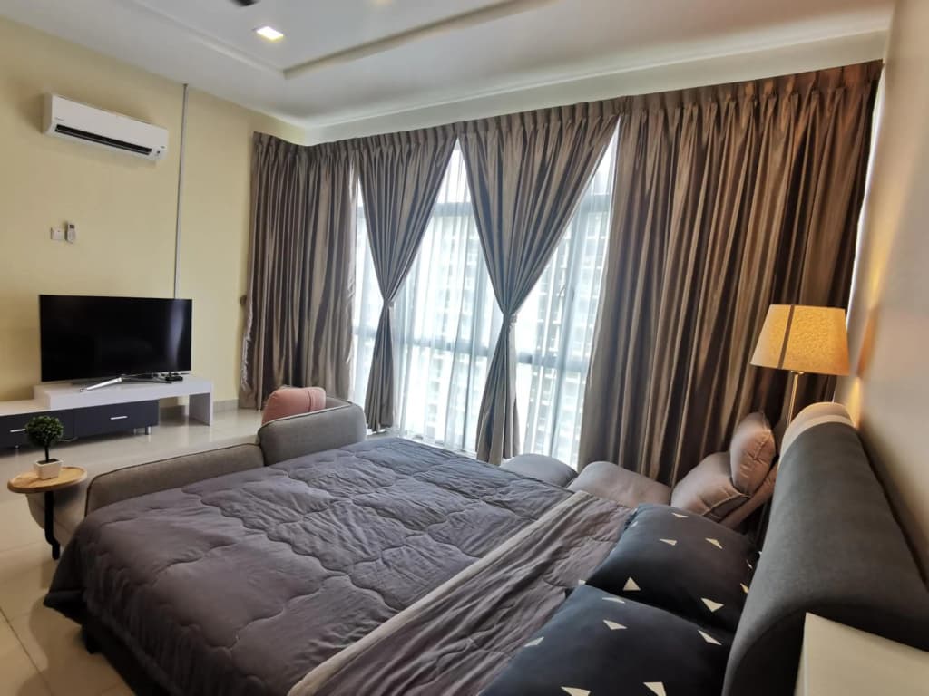 Palazio Studio Mount Austin Near Toppen Ikea Homestay By JYNest - photo 2