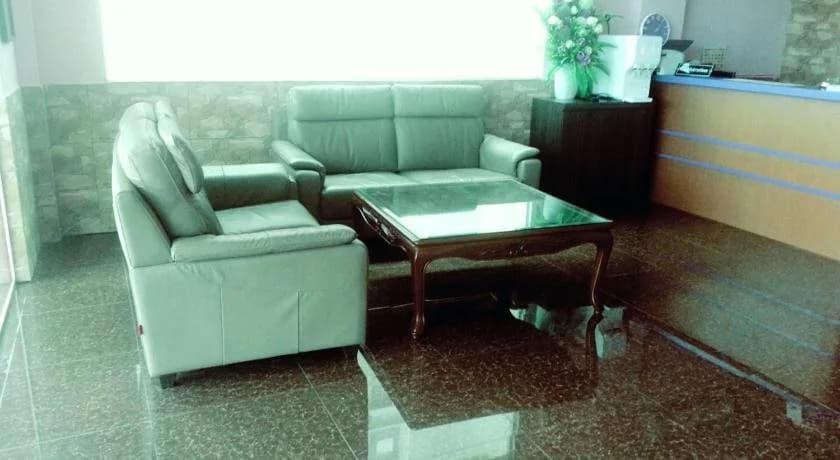 Lavender Riverside Hotel - photo 1