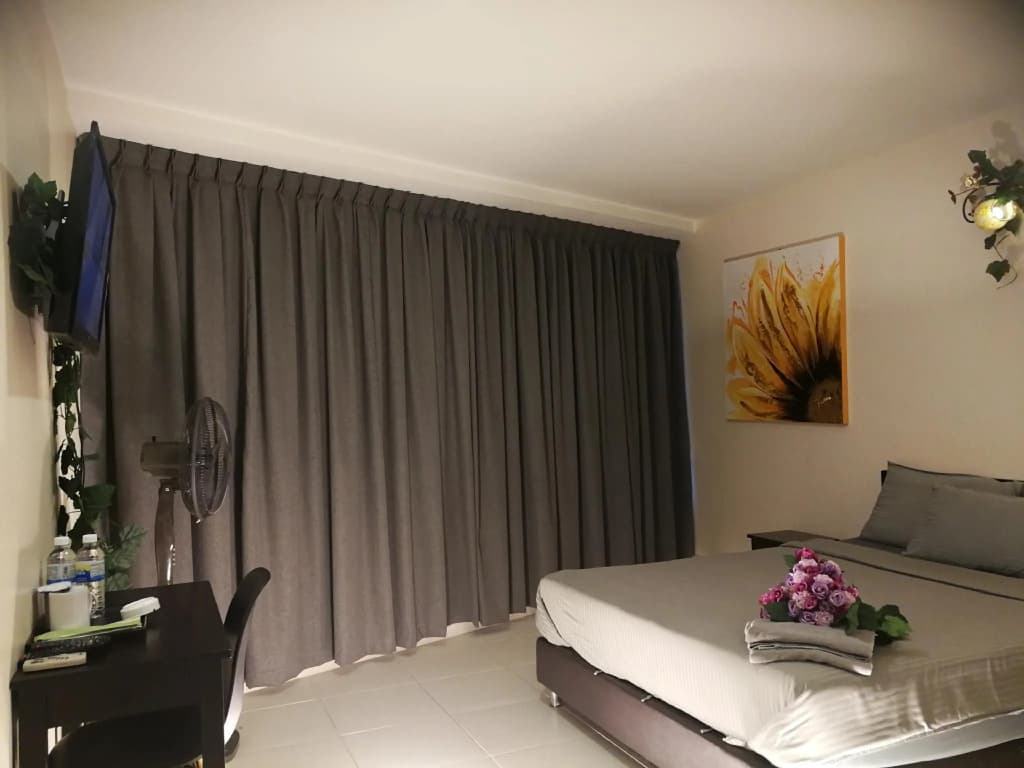 Live Com Hotel - photo 14
