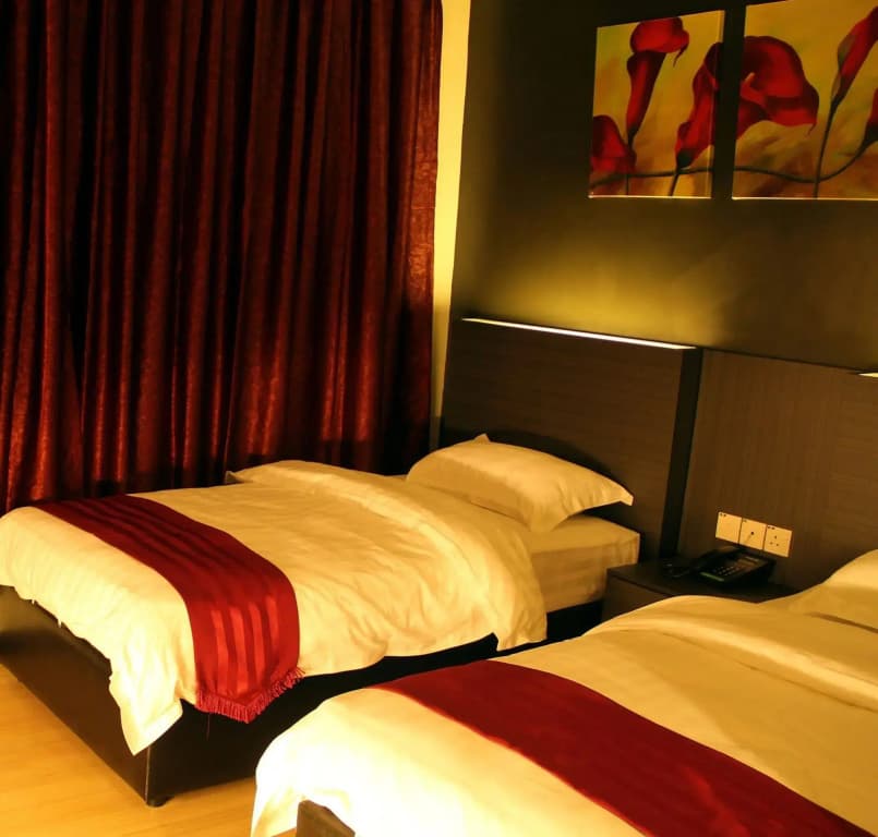 Hotel Kensington - photo 2