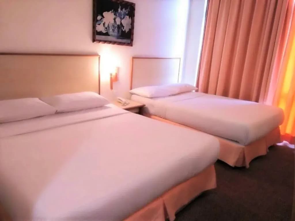 Hotel Sri Sutra - Subang Permai - photo 2