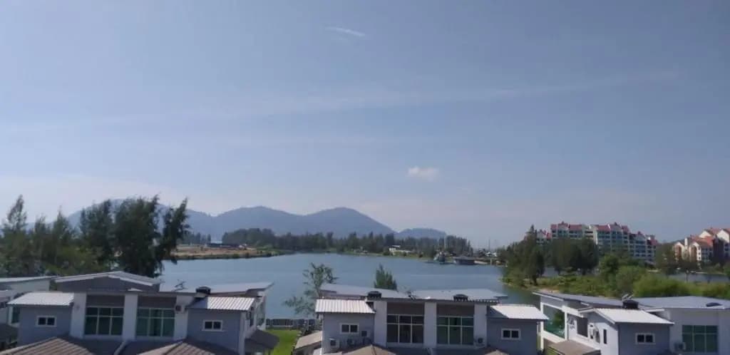 tiara bay marina island lumut 6 bilik inflatable swimming pool homestay bayu laut0136288405 - photo 23