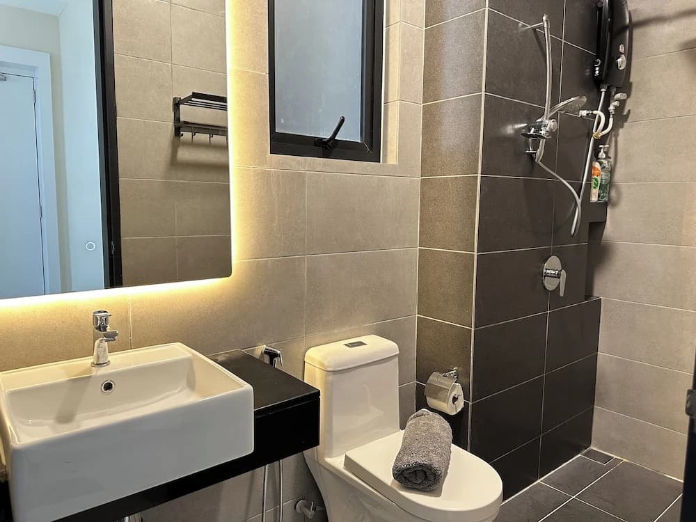 Urban Suites Sea View Georgetown Penang - photo 9