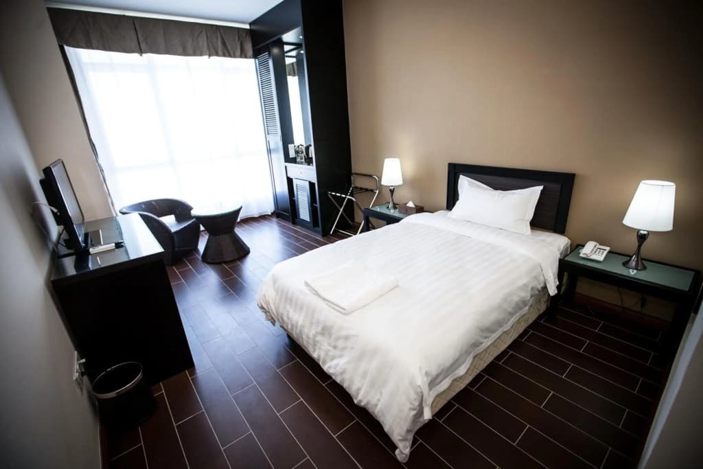 Putatan Platinum Hotel - photo 4