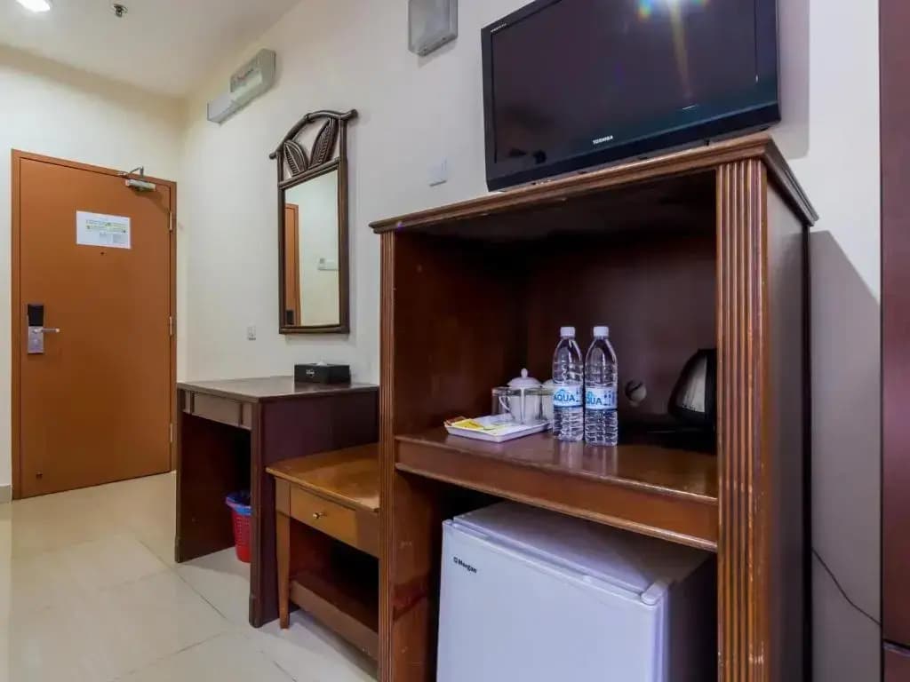 Dolphin Hotel, Chow Kit Kuala Lumpur - photo 44