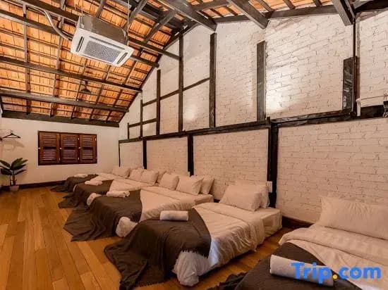 The Woods Cottage Near Jonker Melaka by I Housing - photo 3