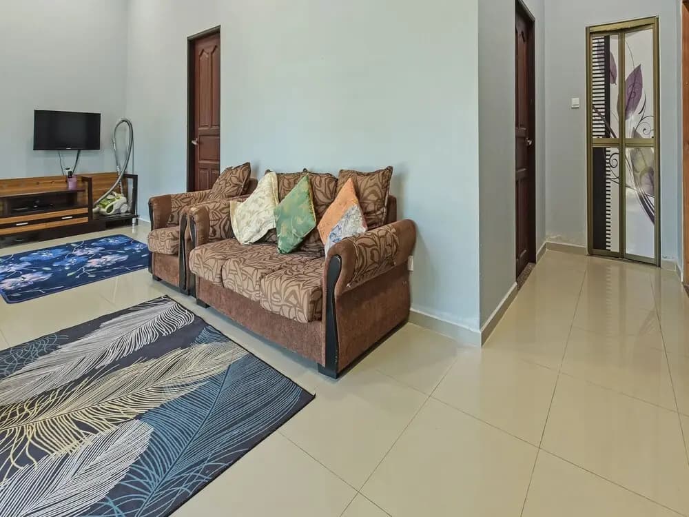 OYO Home 90448 Nurbayu Guest House - photo 2