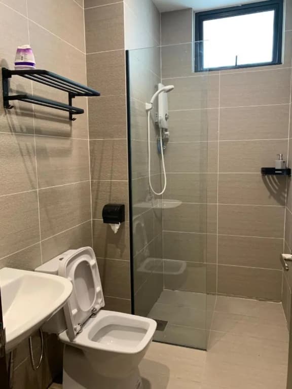 3Bedroom Rex Apartment 5min Drive to Vivacity - photo 8