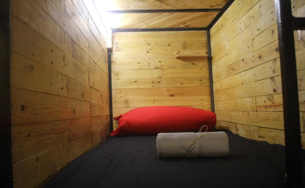 THE BUNK BACKPACKERS HOSTEL by fleur - photo 10