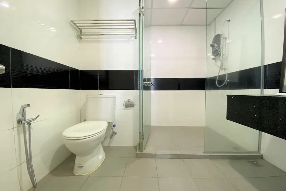 Mansion One Suites by OYO - photo 9