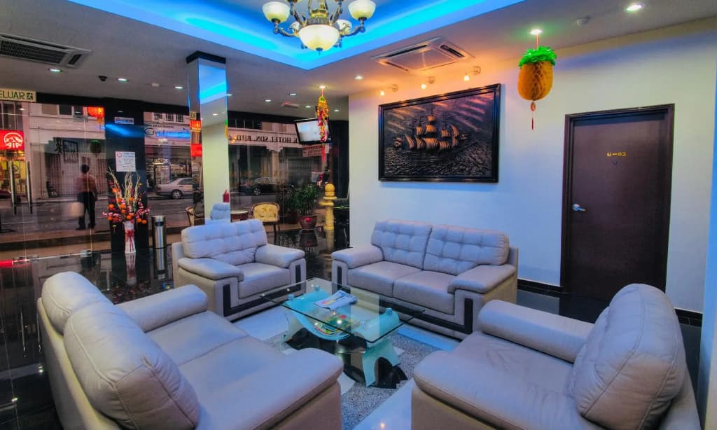 CK Hotel - photo 15