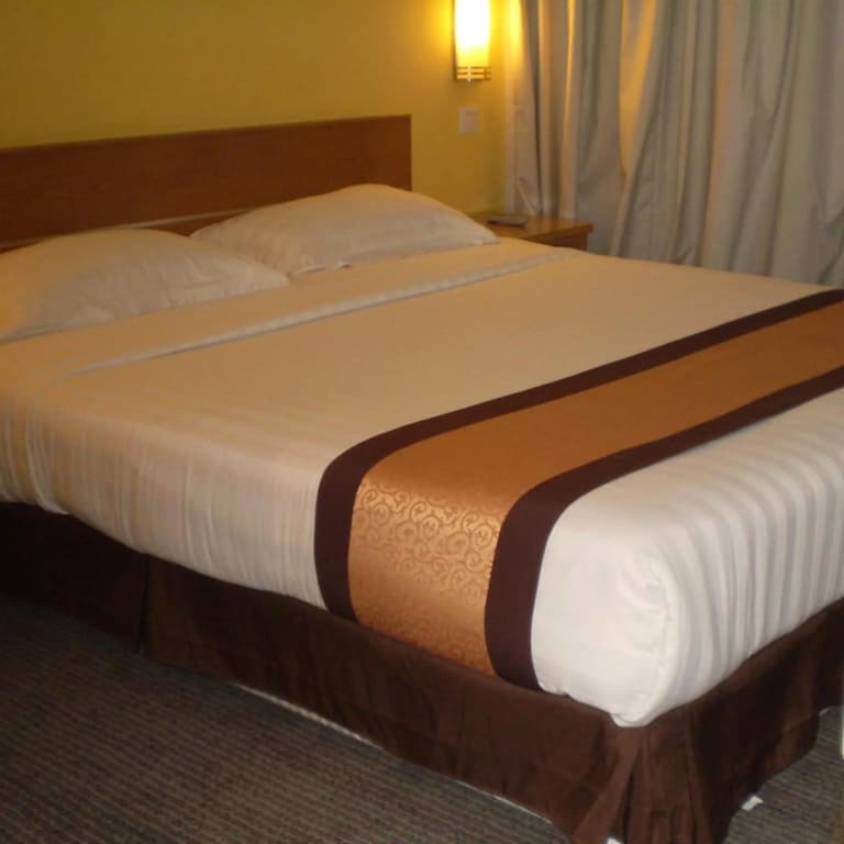 Tang Dynasty Lodge Tuaran - photo 6
