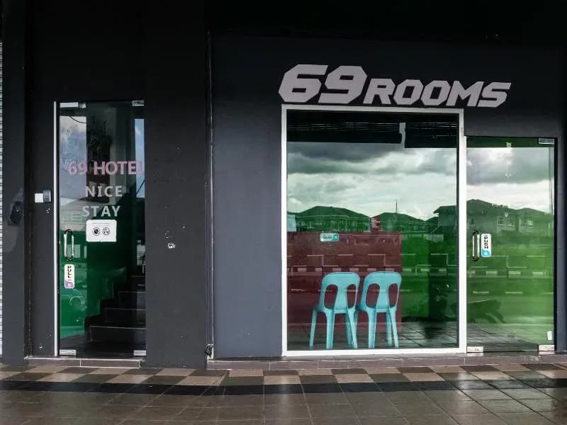 69 Room 4 Stay by OYO Rooms - main photo