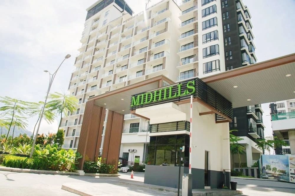 OwnAStay Midhill by Symphony Suite - main photo