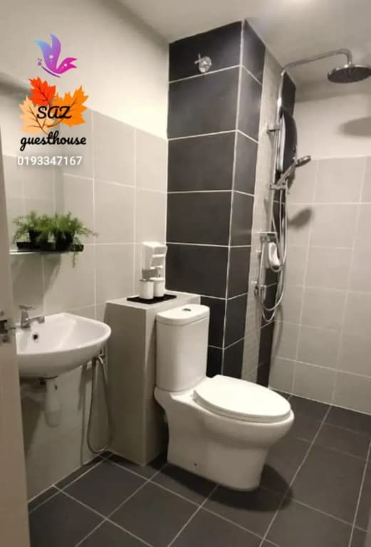 SAZ Guesthouse - photo 12