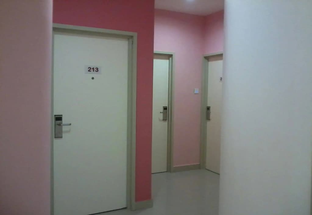 YY48 Hotel - photo 10