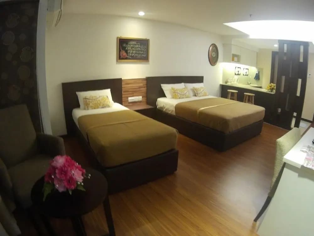 Cyber Studio Apartment - photo 5