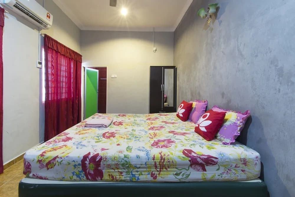 ZEN Home Nabil Nabila Homestay - photo 22