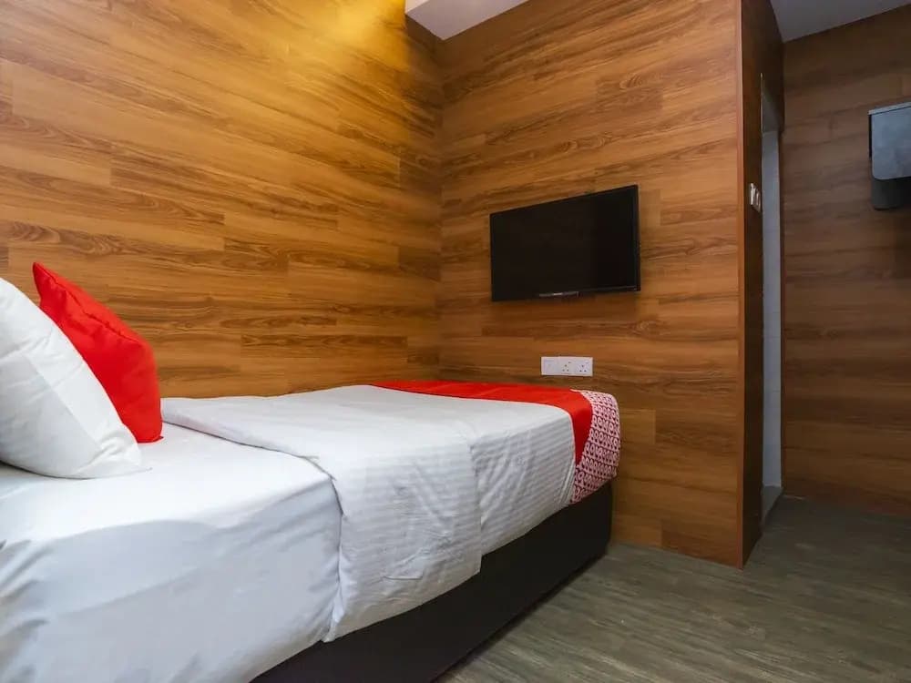 Zen Zeng Hotel - photo 1