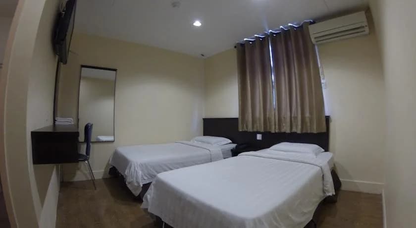 Hotel Kinabalu - photo 5