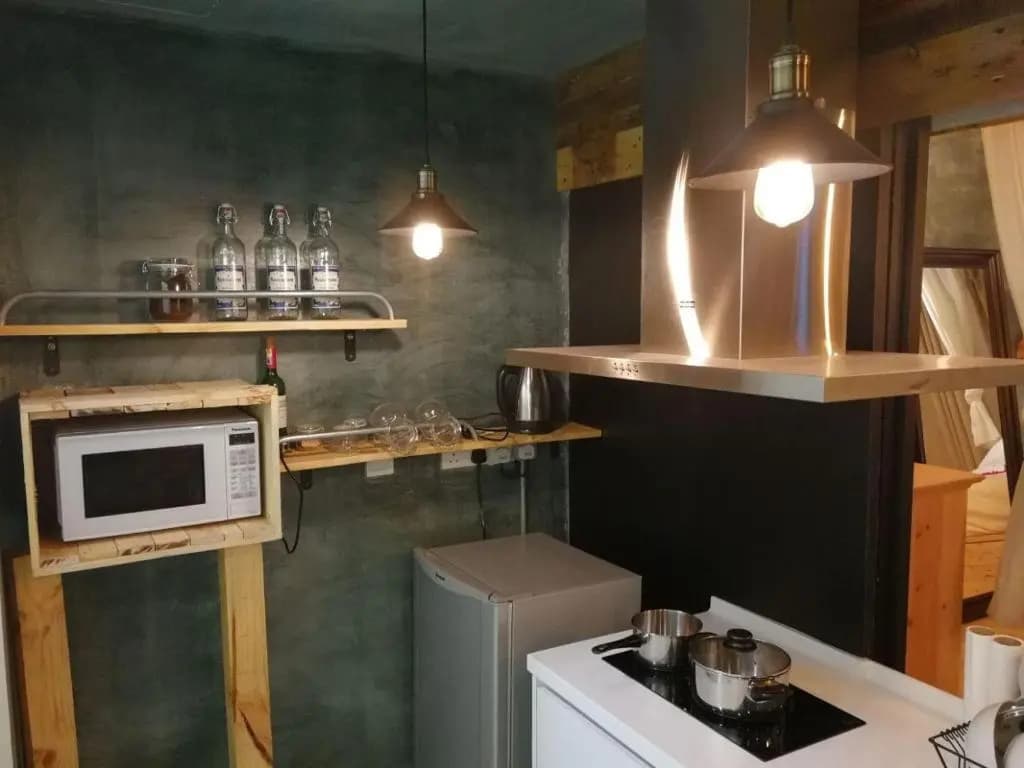 Machome GuestHome at Trefoil Setia City - photo 13