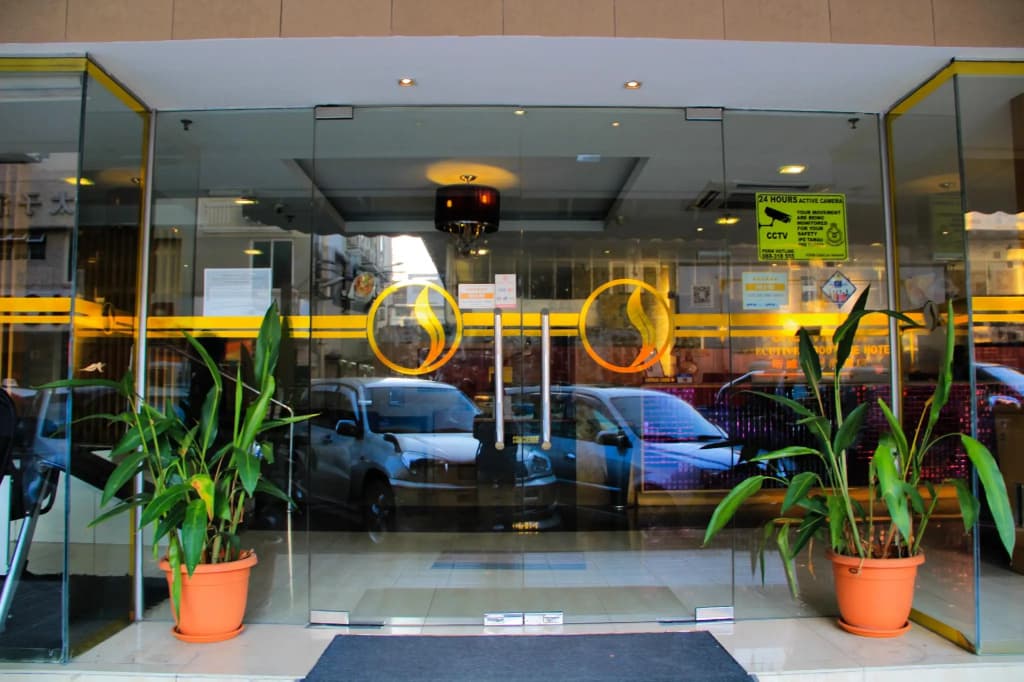 Shervinton Executive Boutique Hotel - photo 1