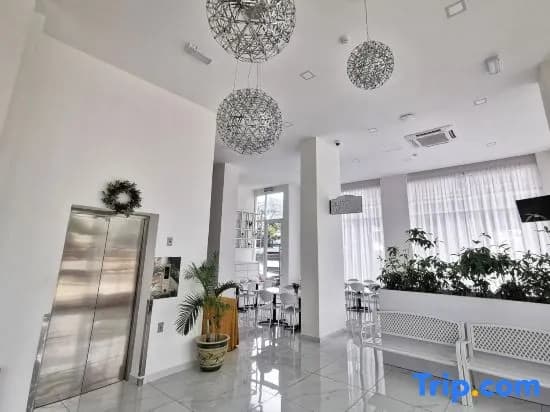 Green World Hotel - photo 17